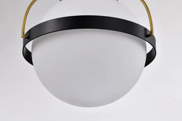 Lakeshore Large Pendant Light - Image 13