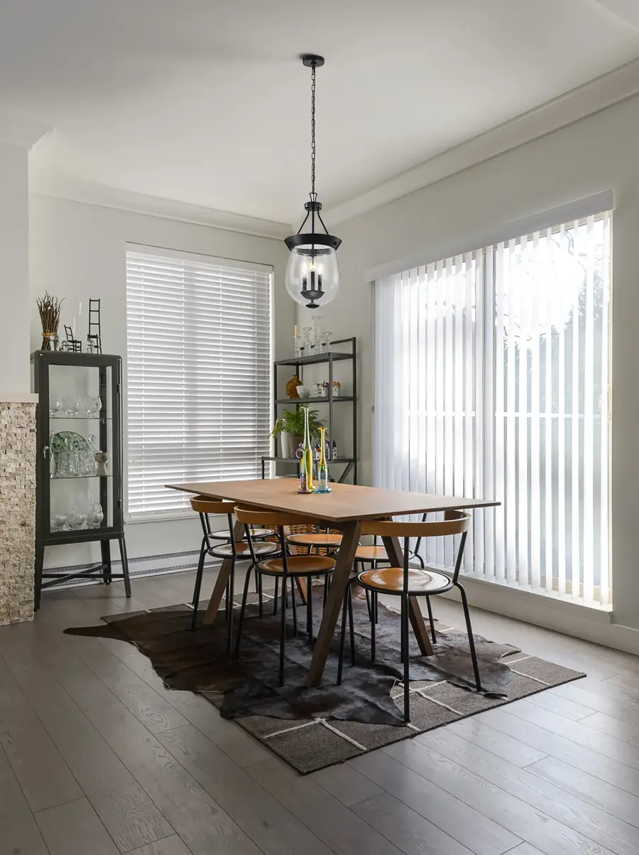 Boliver 3-Light Pendant in Matte Black with Clear Seeded Glass - Image 18