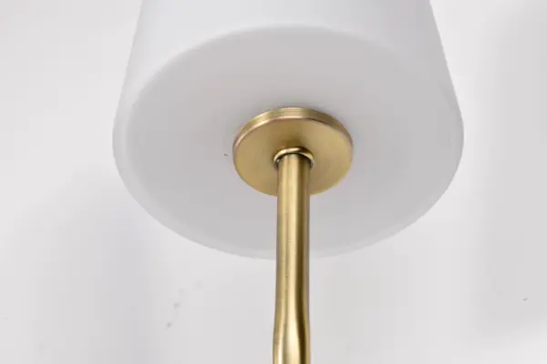 Elegant Traditional Sconce with Timeless Brass Finish - Image 11