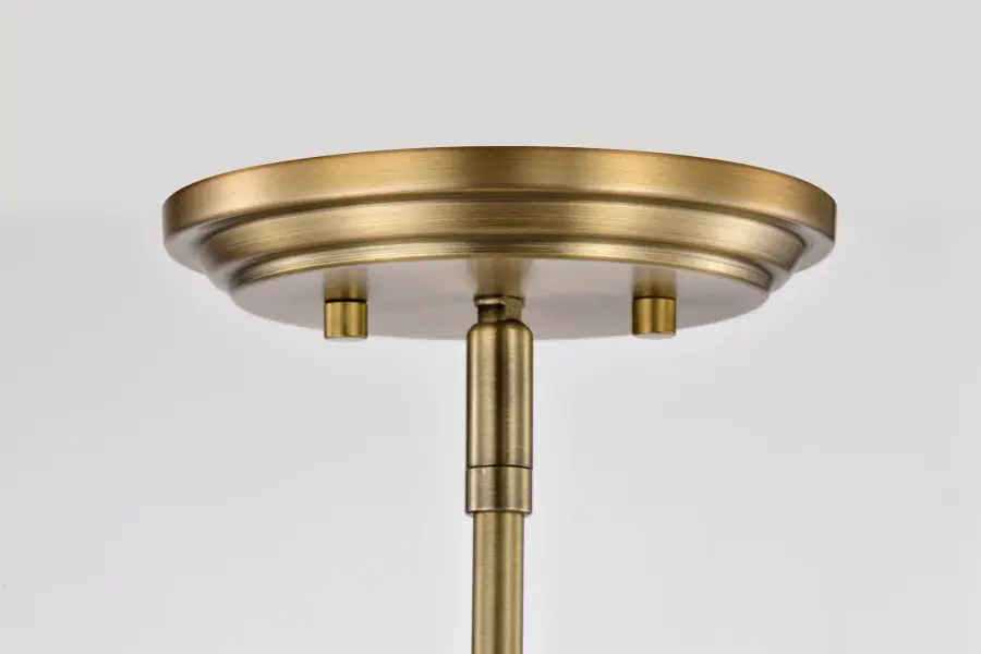 Elegant Traditional Island Pendant with Timeless Brass Finish - Image 7