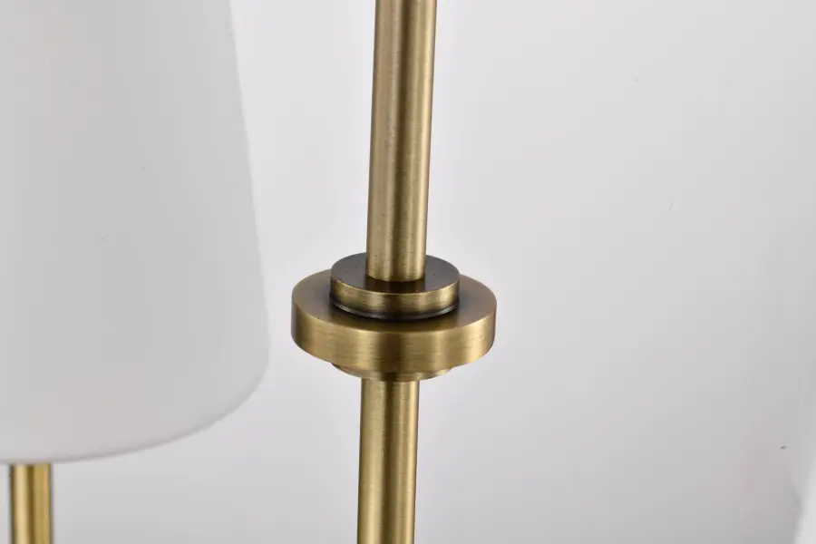 Elegant Traditional Island Pendant with Timeless Brass Finish - Image 8