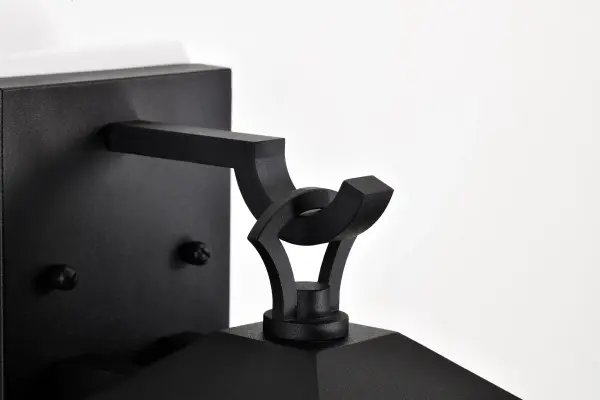 Classic Outdoor Lantern with Modern Matte Black Finish - Image 15