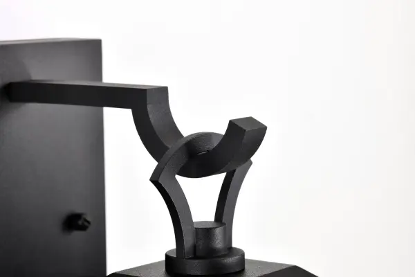 Elegant Outdoor Lighting with Timeless Curb Appeal - Image 13