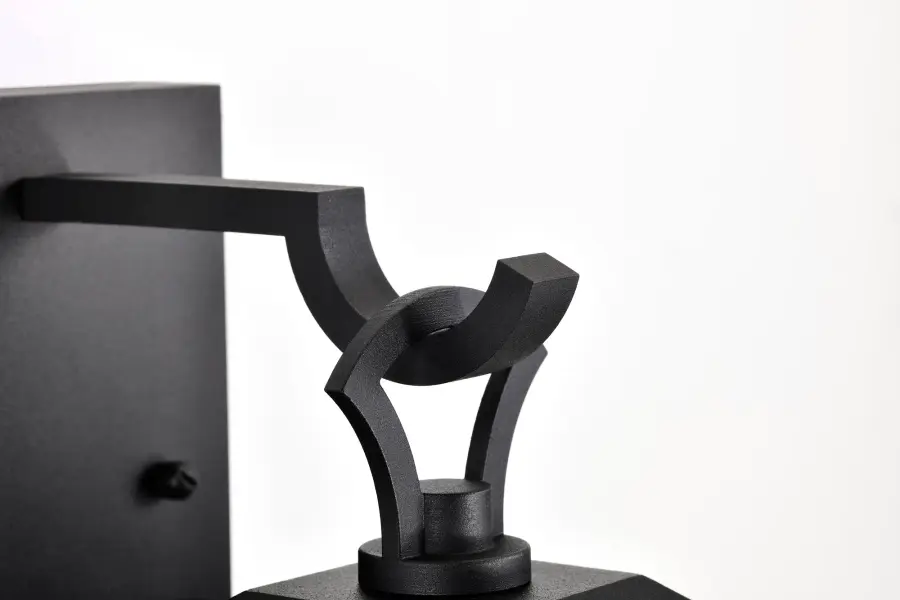 Elegant Outdoor Lighting with Timeless Curb Appeal - Image 13