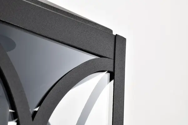 Elegant Outdoor Lighting with Timeless Curb Appeal - Image 16