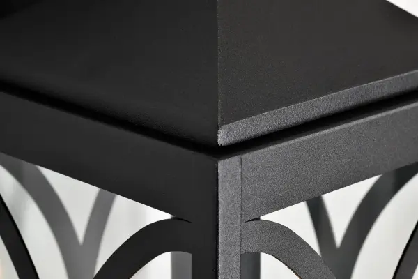 Elegant Outdoor Lighting with Timeless Curb Appeal - Image 17