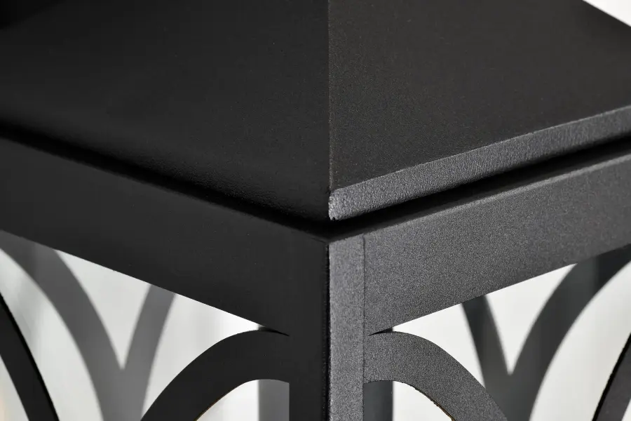 Elegant Outdoor Lighting with Timeless Curb Appeal - Image 17