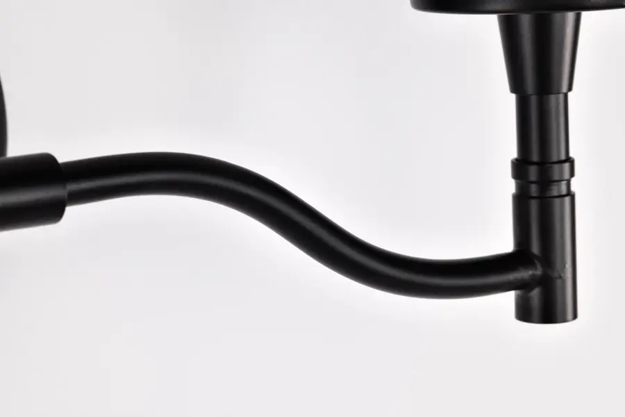 Elegant Transitional Vanity Light with Timeless Appeal - Image 15