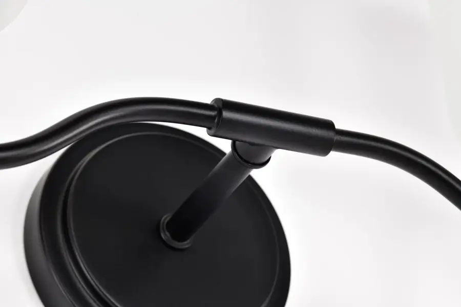 Elegant Transitional Vanity Light with Timeless Appeal - Image 17