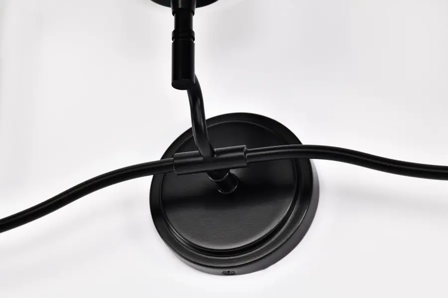 Elegant Transitional Vanity Light with Timeless Appeal - Image 15