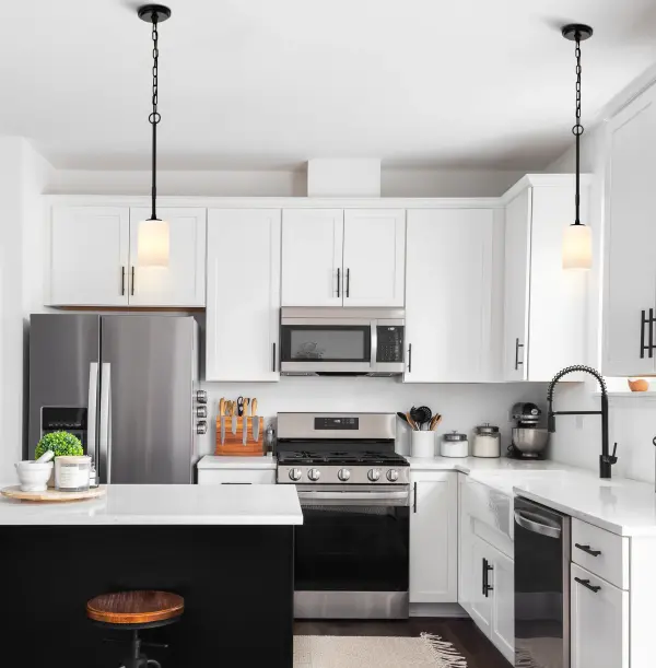 Versatile Mini Pendant Blends Transitional Elegance with Modern Simplicity - Image 13