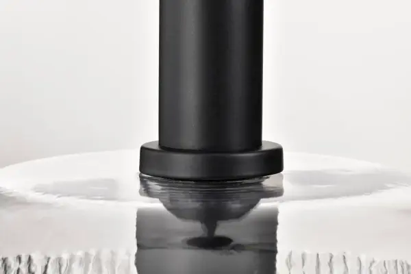 Industrial Farmhouse Elegance with Modern Sophistication - Image 10