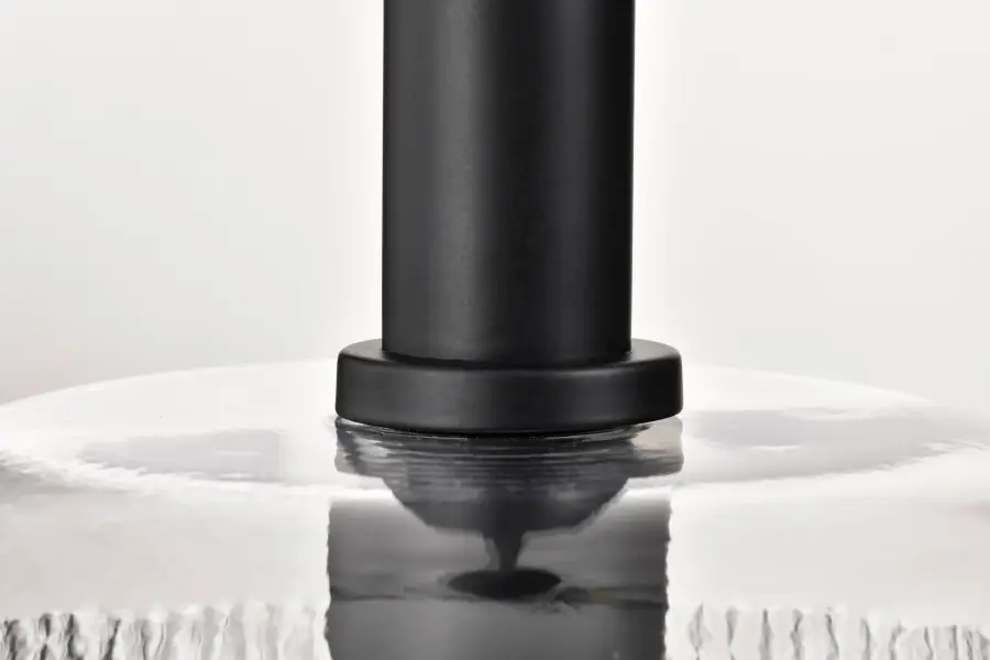 Industrial Farmhouse Elegance with Modern Sophistication - Image 10