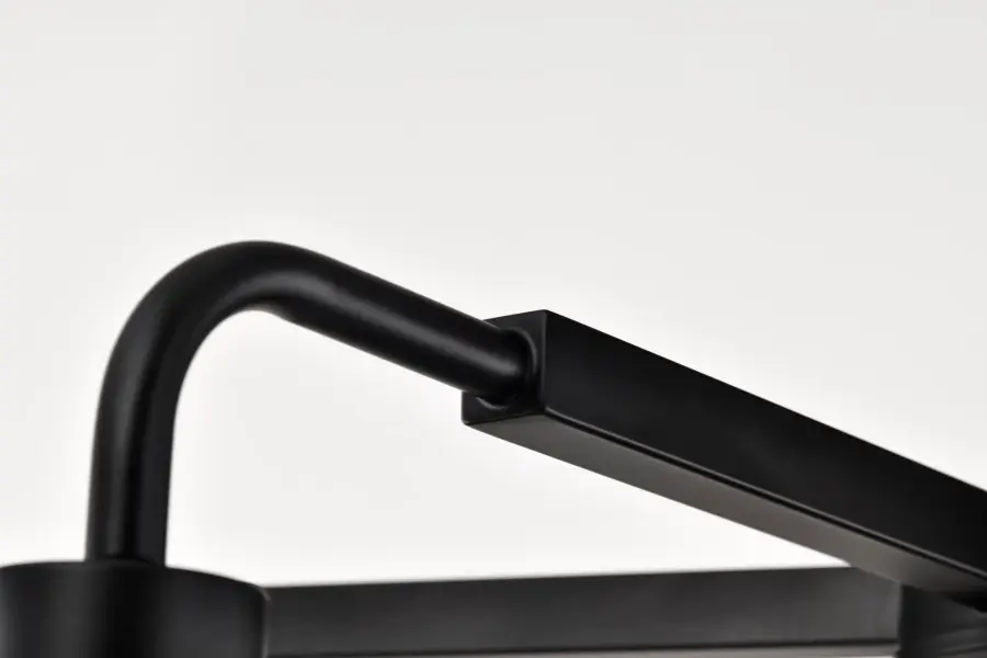 Industrial Farmhouse Elegance with Modern Sophistication - Image 13