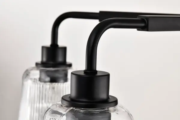 Industrial Farmhouse Elegance with Modern Sophistication - Image 10