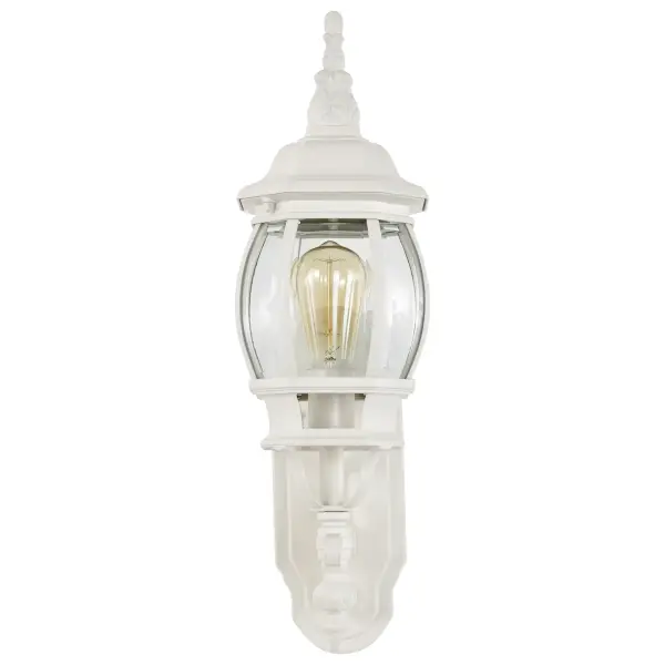 Elegant Traditional Outdoor Lighting with Timeless Appeal - Image 7