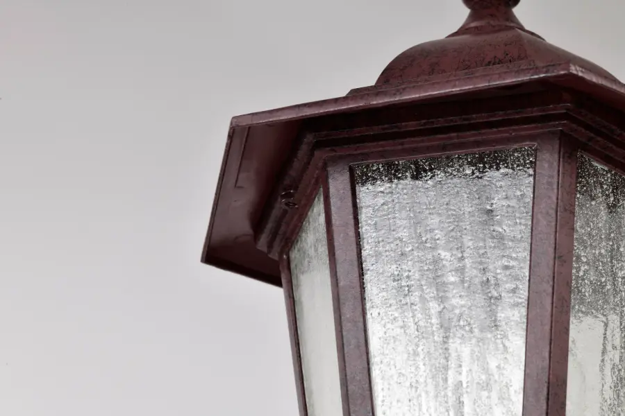Cornerstone 1-Light Post Lantern with Clear Seeded Glass - Image 6