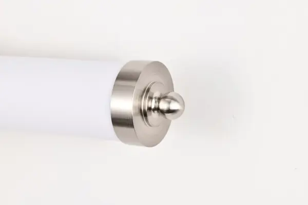 Modern LED Vanity Light with Soft, Diffused Illumination - Image 5