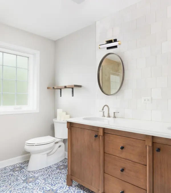 Solano Small LED Vanity Light in Black and Brushed Brass - Image 13
