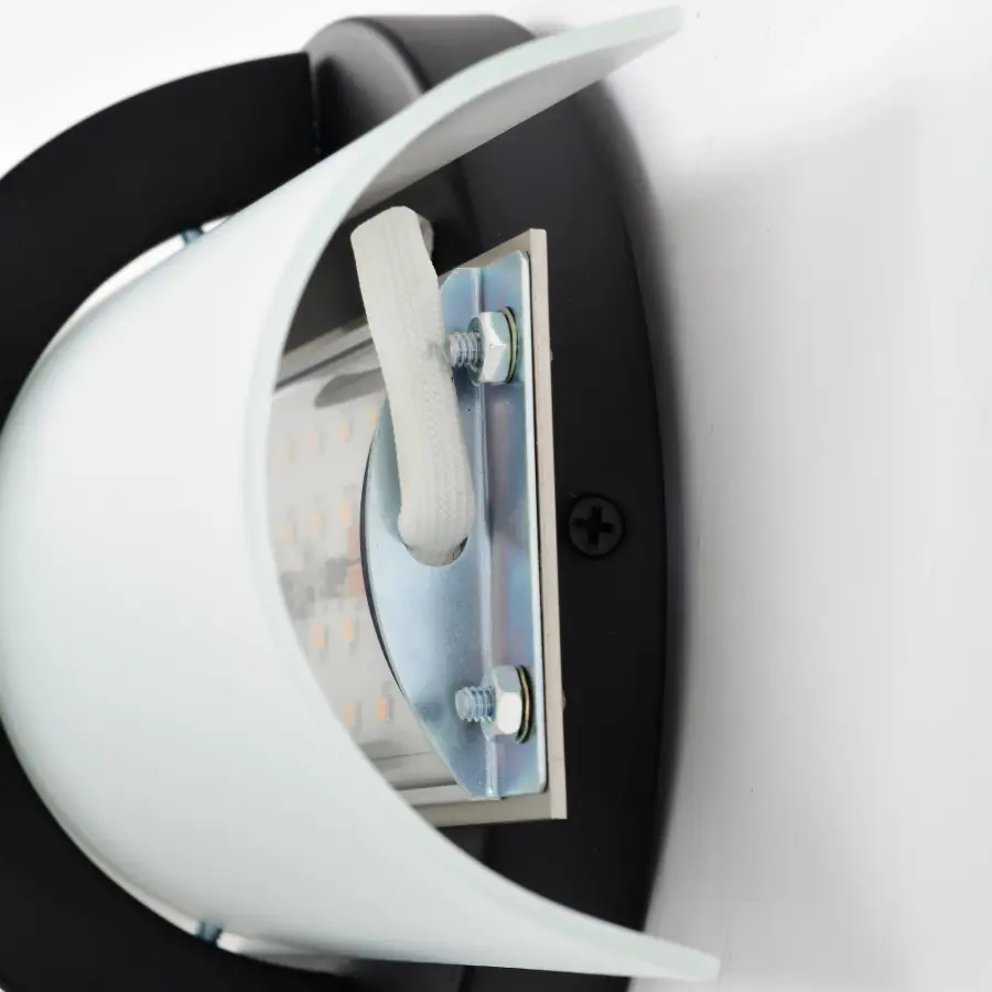 Contemporary LED Sconce with Warm Ambient Lighting - Image 10