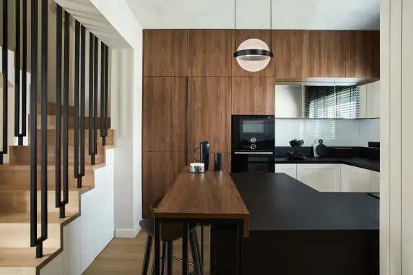 Modern LED Pendant with Intricate Pattern and Energy Efficiency - Image 2