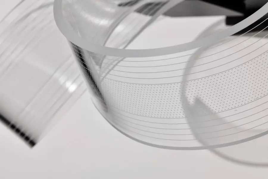 Bold Contemporary Design with Artistic Twisted Ribbon Acrylic - Image 8