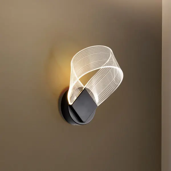 Artistic LED Wall Sconce with Sculptural Acrylic Design - Image 3