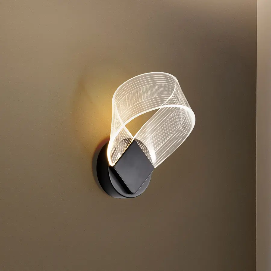 Artistic LED Wall Sconce with Sculptural Acrylic Design - Image 3