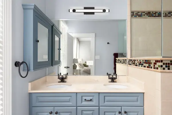 Bowman 24-Inch LED Vanity Light in Matte Black - Image 2