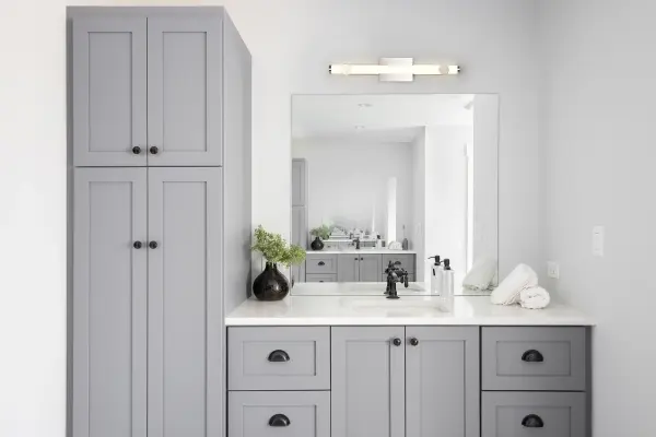 Bowman 24-Inch LED Vanity Light in Brushed Nickel - Image 2
