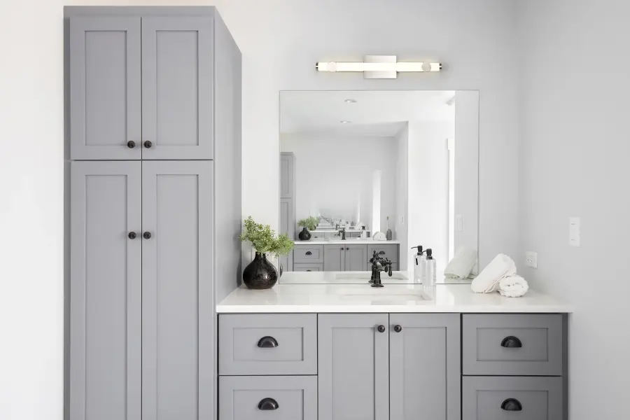 Bowman 24-Inch LED Vanity Light in Brushed Nickel - Image 2