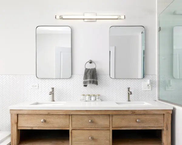 Bowman 36-Inch LED Vanity Light in Brushed Nickel - Image 2
