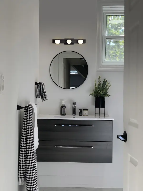 Jenkins 24-Inch 3-Light LED Vanity Light in Matte Black - Image 2