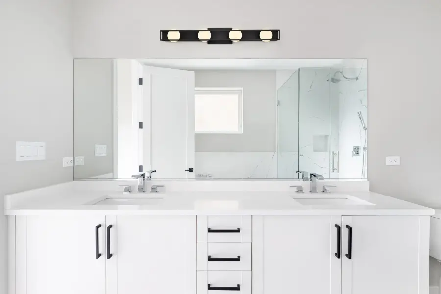 Jenkins 32-Inch 4-Light LED Vanity Light in Matte Black - Image 2