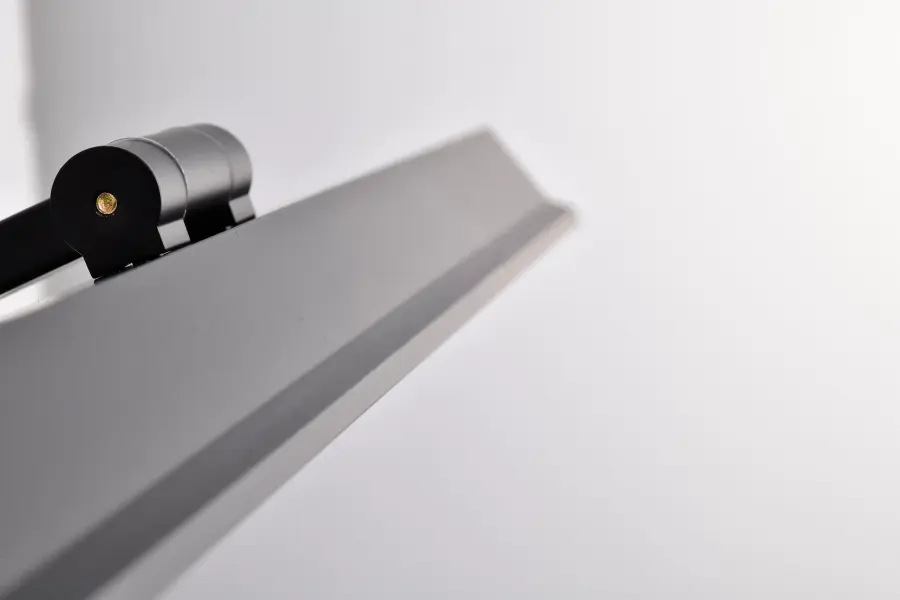 Hazel 2-Foot LED Picture Light with CCT Selectable - Image 12