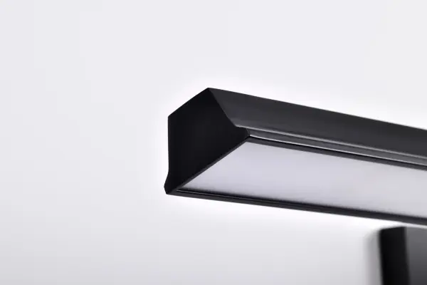Hazel 3-Foot LED Picture Light - Image 13