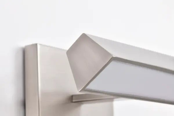 Sleek LED Picture Light with Adjustable Color Temperature - Image 12