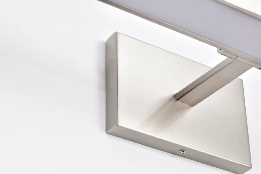 Sleek LED Picture Light with Adjustable Color Temperature - Image 15