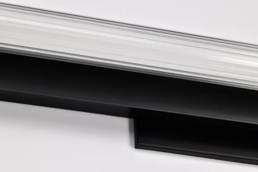 Larissa 24" LED Vanity Light in Black - Image 16