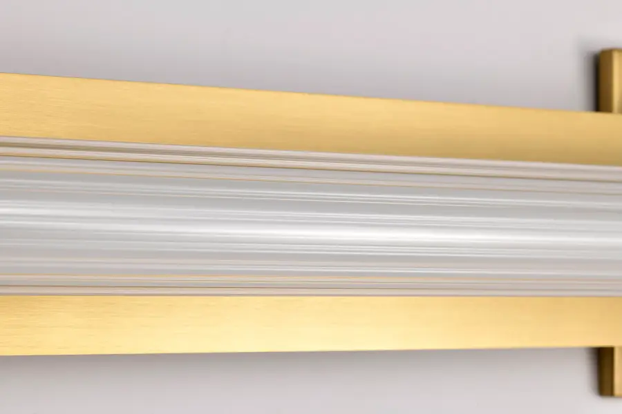 Larissa 32" LED Vanity Light in Vintage Brass - Image 12