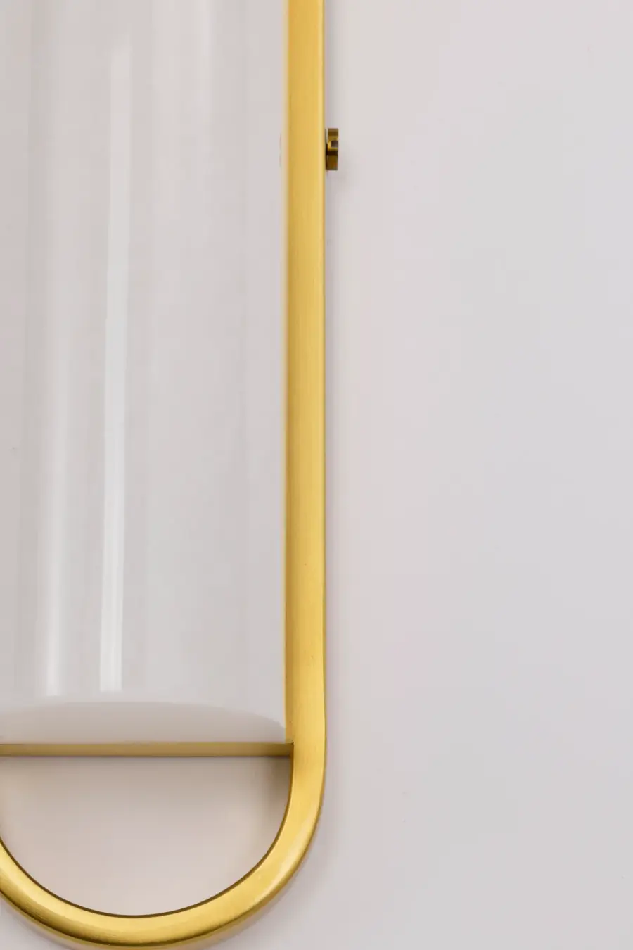 Velano 24-Inch LED Vanity Light in Brushed Brass - Image 15