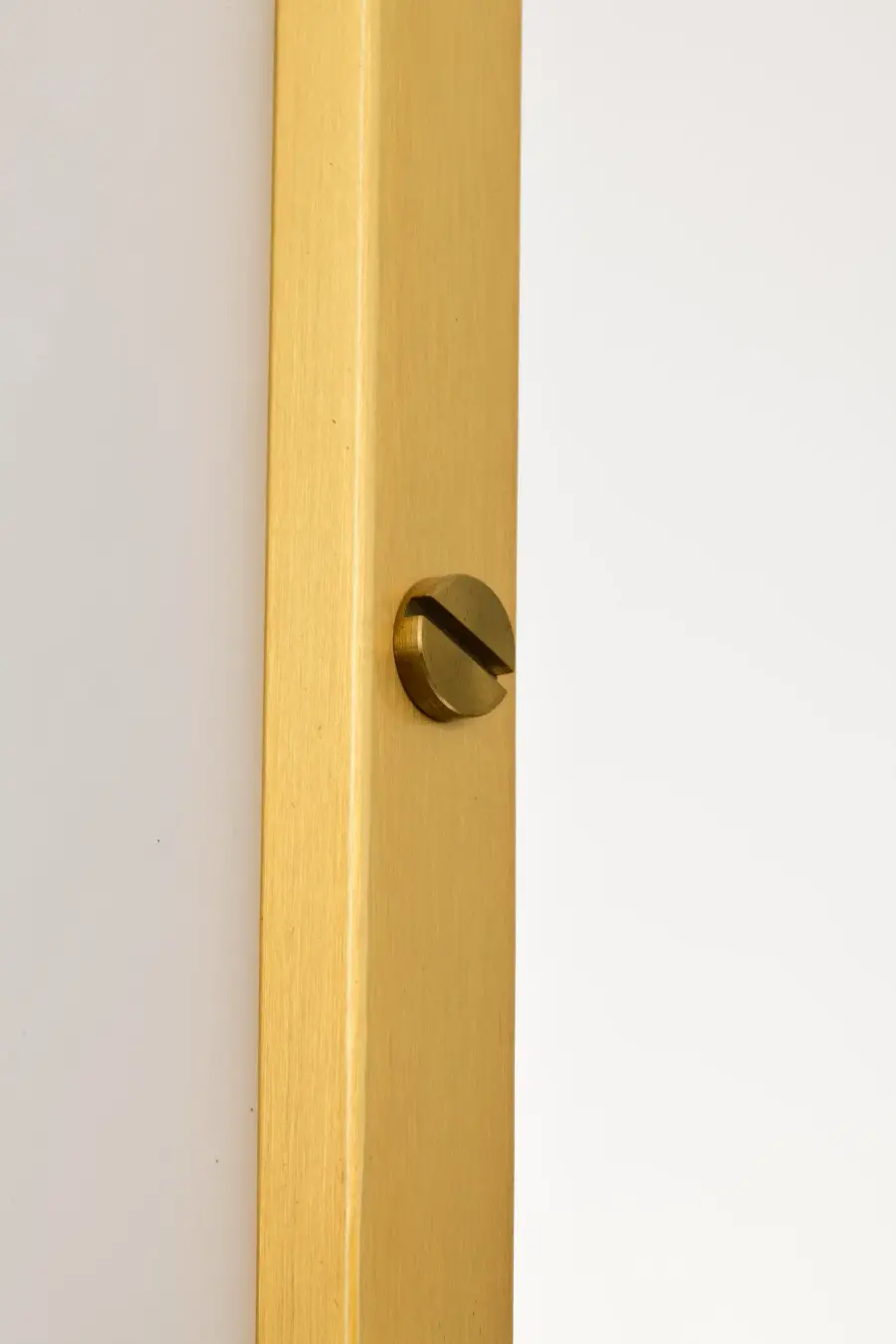 Velano 24-Inch LED Vanity Light in Brushed Brass - Image 9