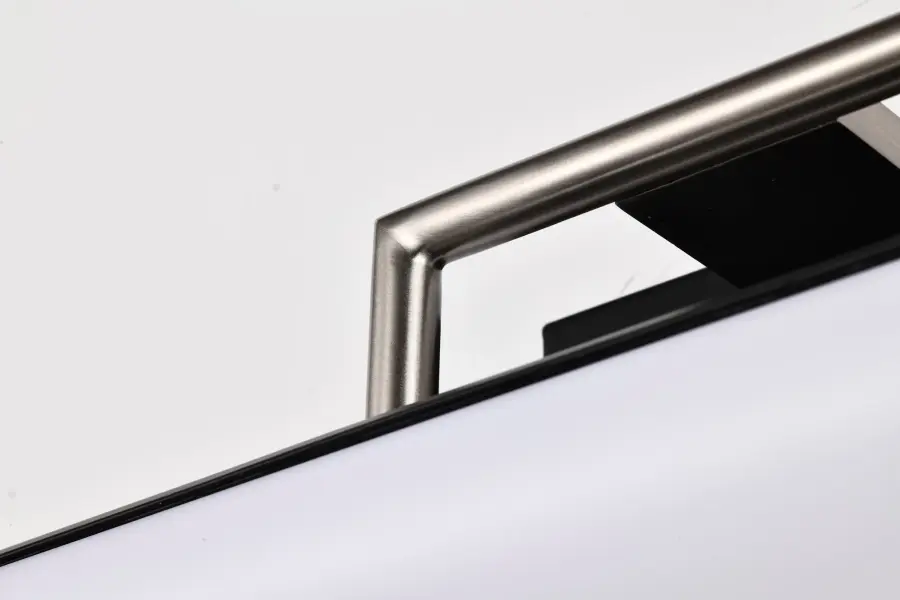 Solano LED Small Vanity Light - Image 12