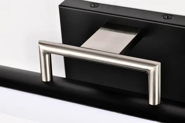 Solano LED Small Vanity Light - Image 14