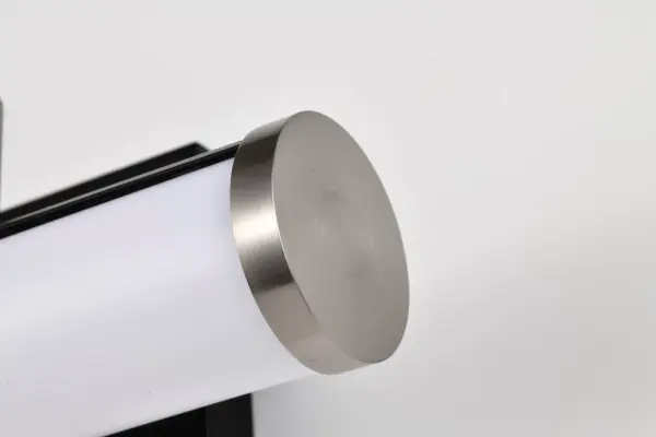 Solano LED Small Vanity Light - Image 10