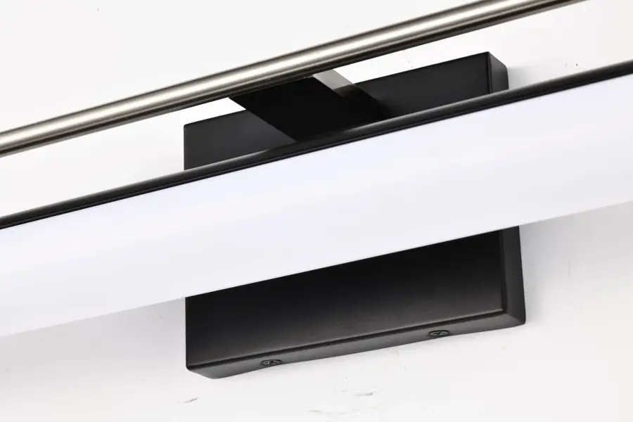 Solano LED Medium Vanity Light - Image 13