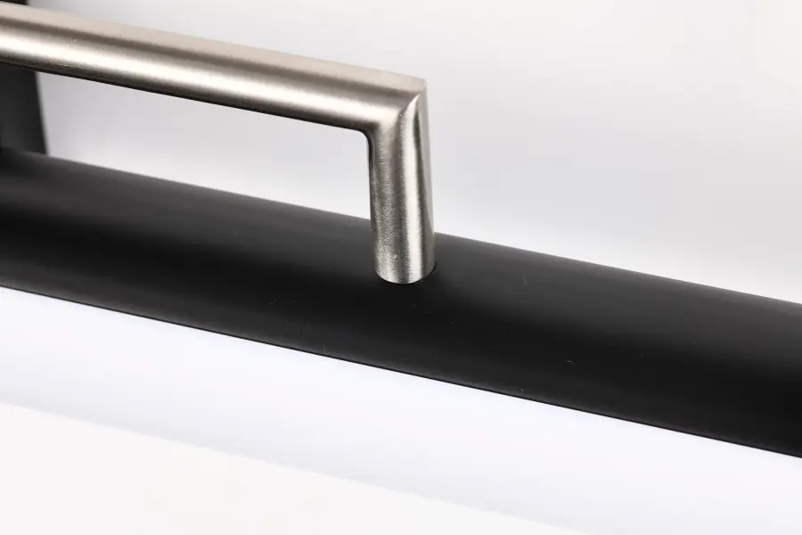 Solano LED Large Vanity Light - Image 15