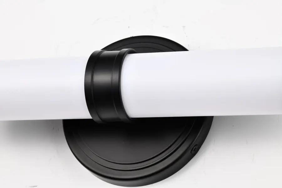 Kagen LED Small Vanity Light in Matte Black - Image 10
