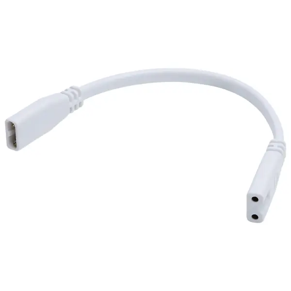 This 24-inch connecting cable is a practical accessory for extending CounterQuick Slim under cabinet lighting runs. The white finish ensures a clean, discreet appearance that blends with most cabinetry and walls.