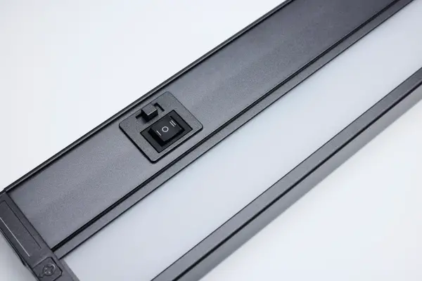 11-Inch LED Under Cabinet Light - Selectable CCT - Image 5
